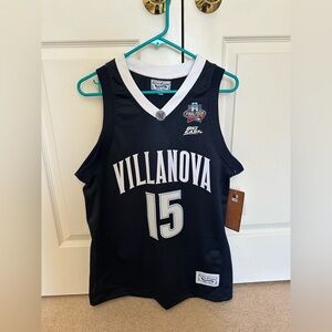 Villanova Basketball Jersey - Arcidiacono - size small